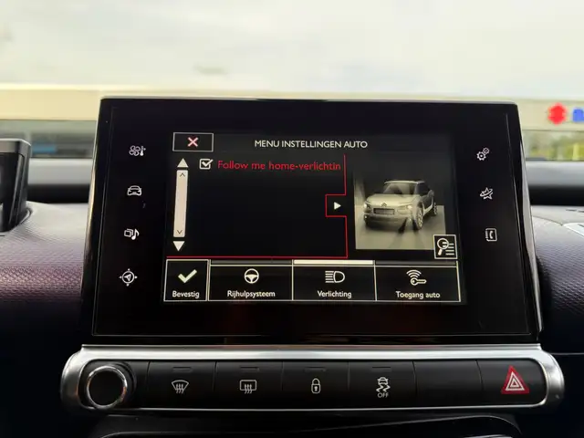 Citroen C4 Cactus view 23