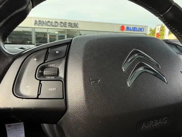 Citroen C4 Cactus view 26