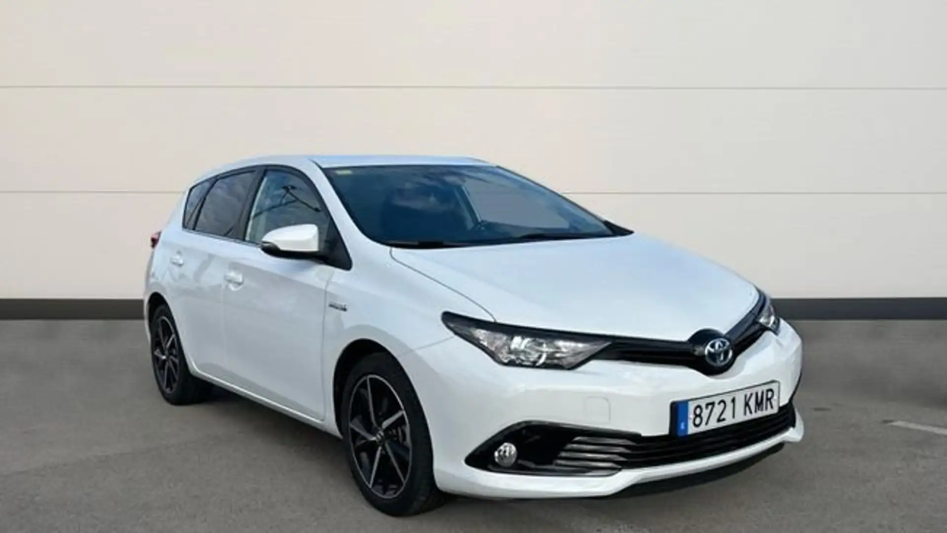 Toyota Auris 1.8 VVT-I HYBRID FEEL! EDITION 136 5P Blanco - 1
