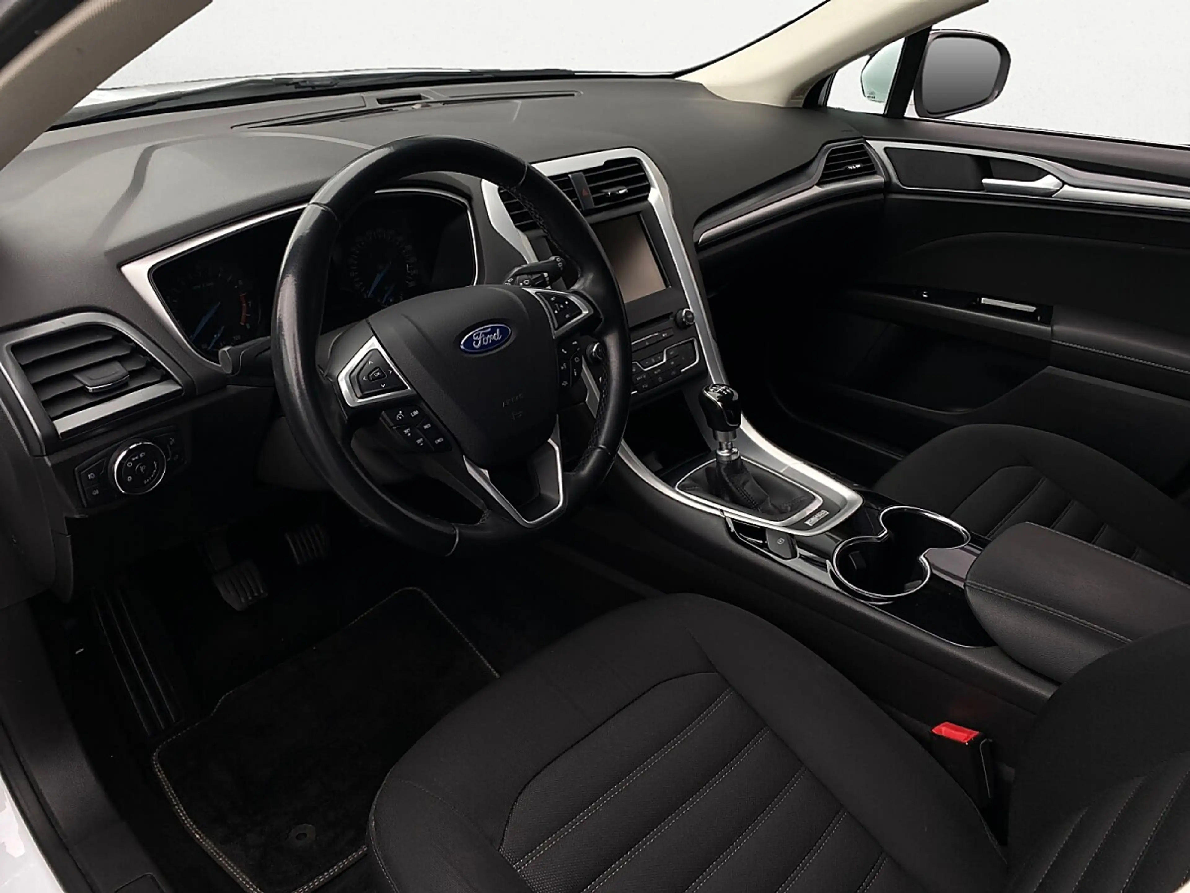 Ford Mondeo 1,5 EcoBoost Trend | Winter Paket — photo 11