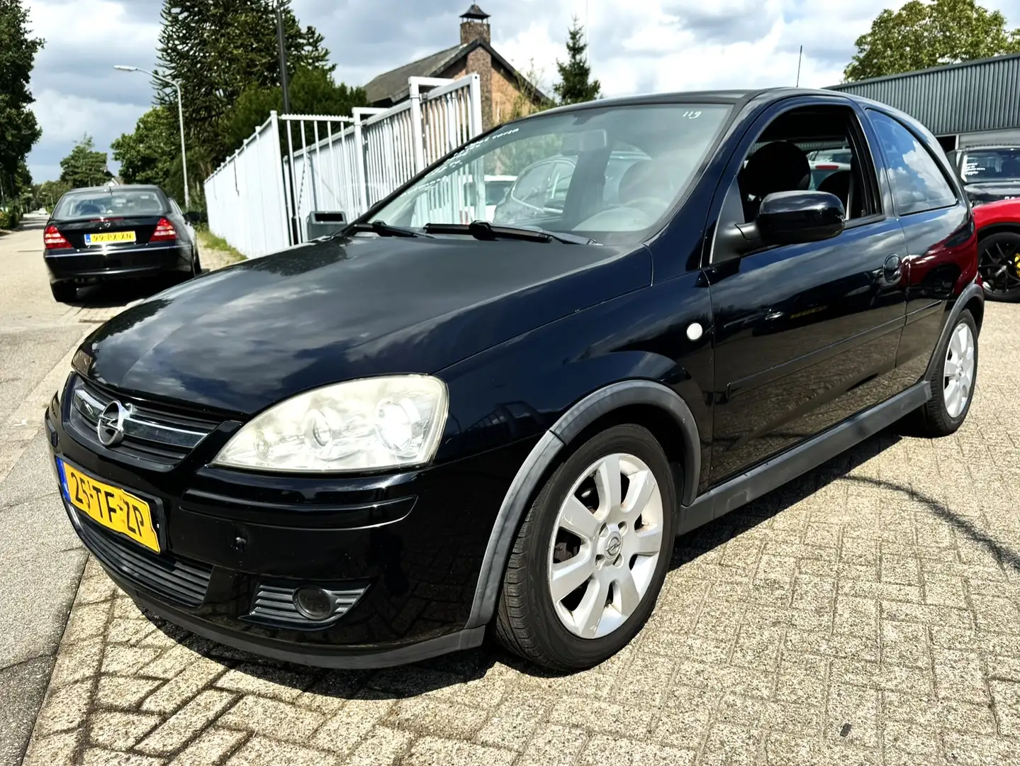Opel Corsa 1.2-16V (AUTOMAAT KAPOT) SILVERLINE NAVI/AIRCO/CRU Negro - 2