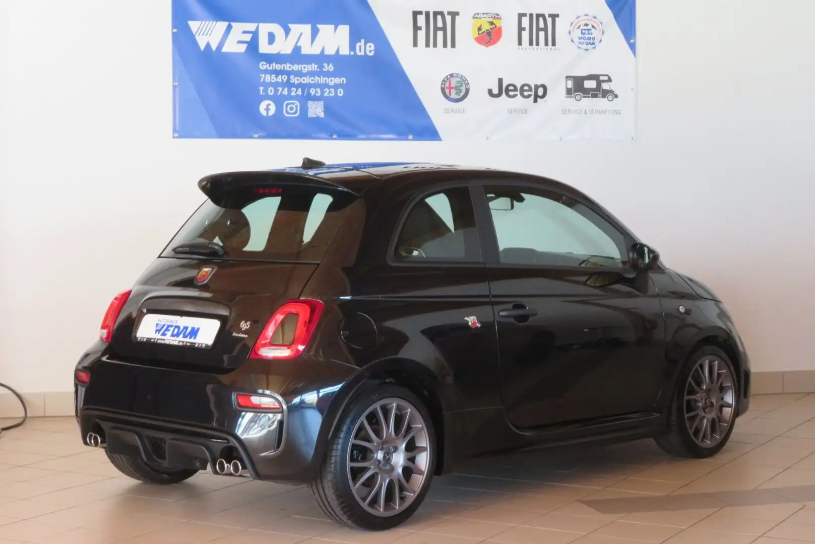 Abarth 595 1.4 T-Jet 180PS 695 Turismo *Schiebedach* Schwarz - 2
