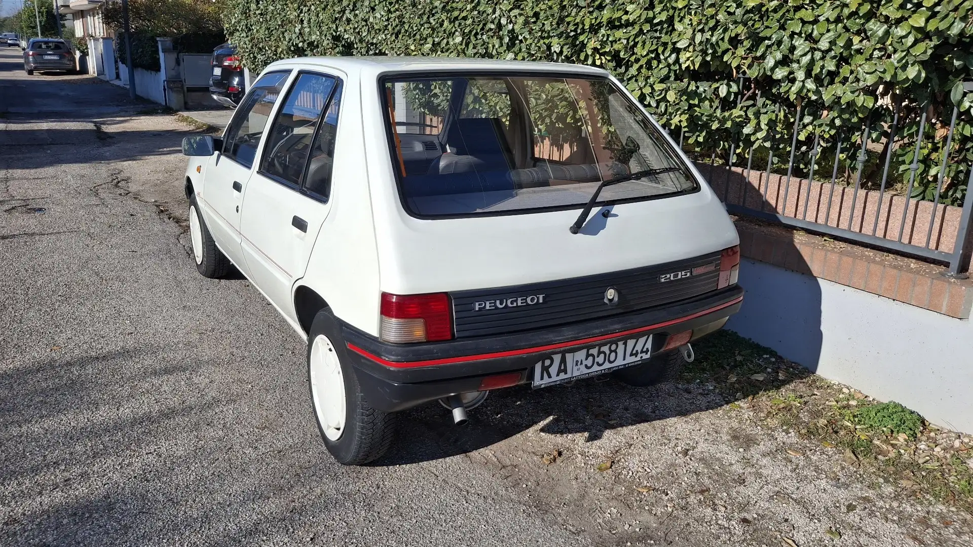 Peugeot 205 5p 1.1 Look - 1
