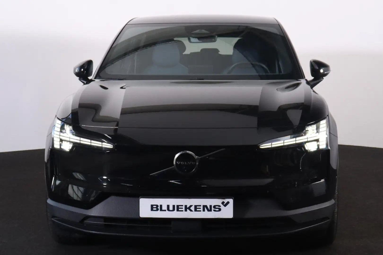 Volvo EX30 Extended Range Ultra 69 kWh - Panoramadak - Climat Zwart - 2