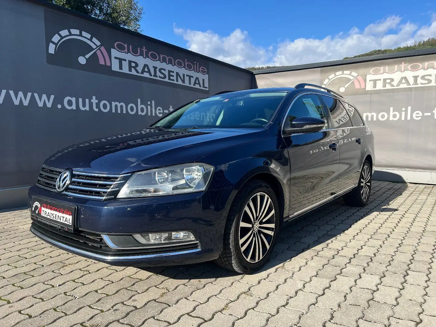 Volkswagen Passat Comfortline BlueMotion Blau - 1