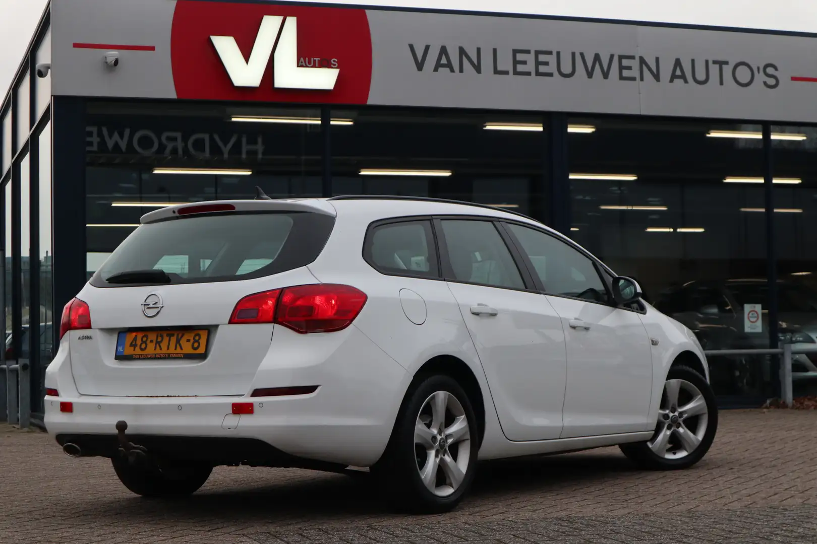 Opel Astra Sports Tourer 1.4 Turbo Edition | Navigatie | Crui Wit - 2