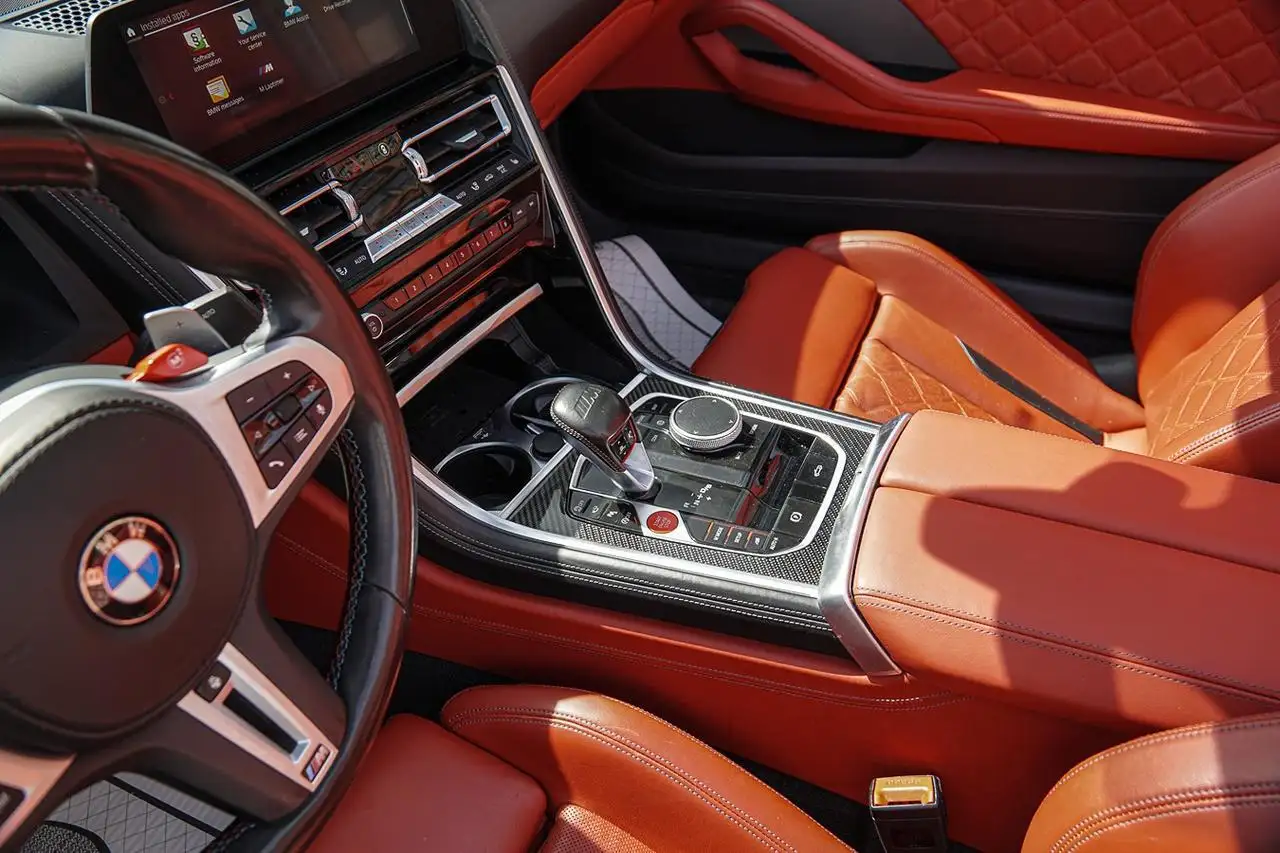 BMW M8 снимка BMW M8