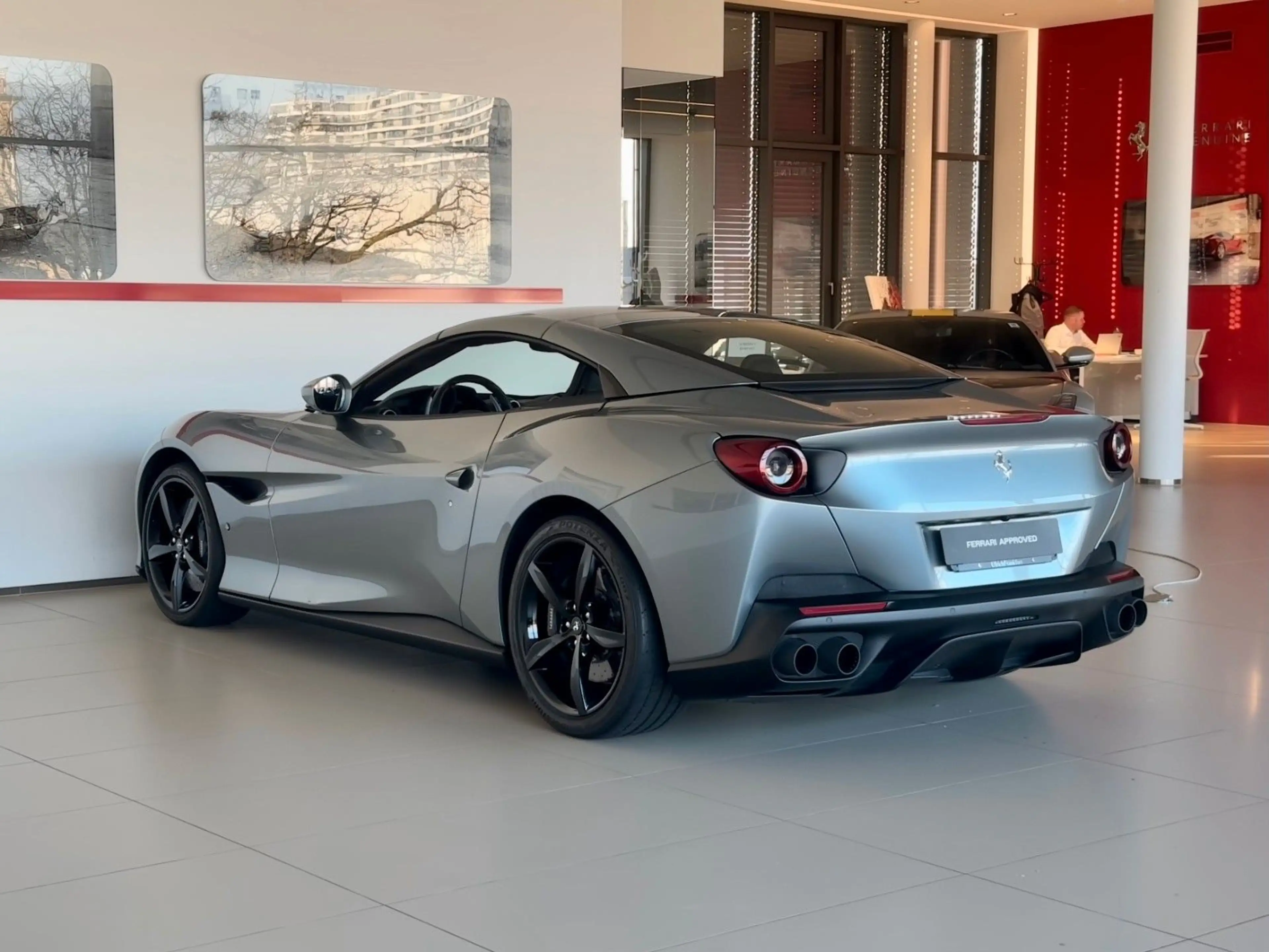 Ferrari Portofino ***Ferrari Frankfurt*** — photo 8