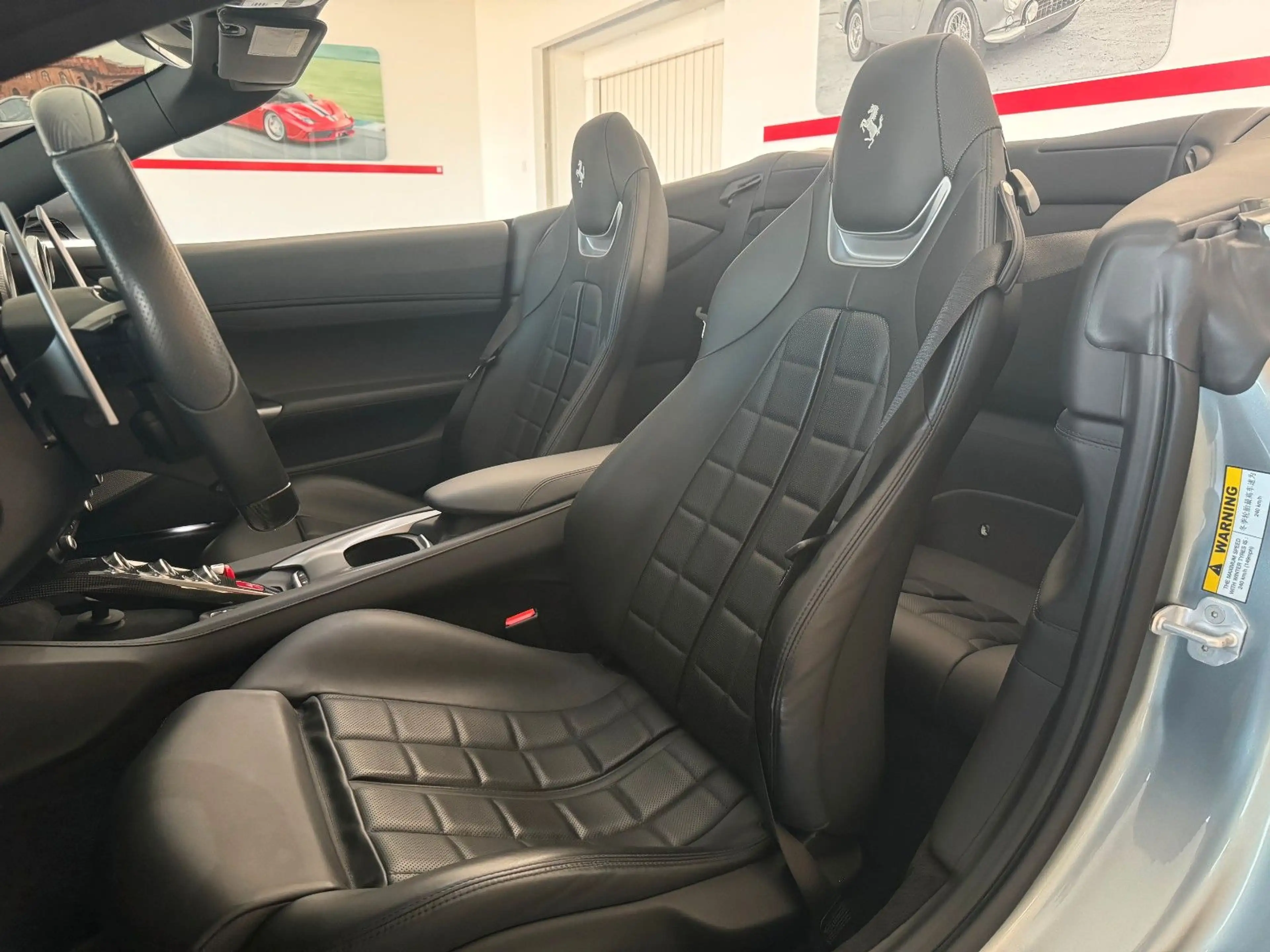 Ferrari Portofino ***Ferrari Frankfurt*** — photo 11