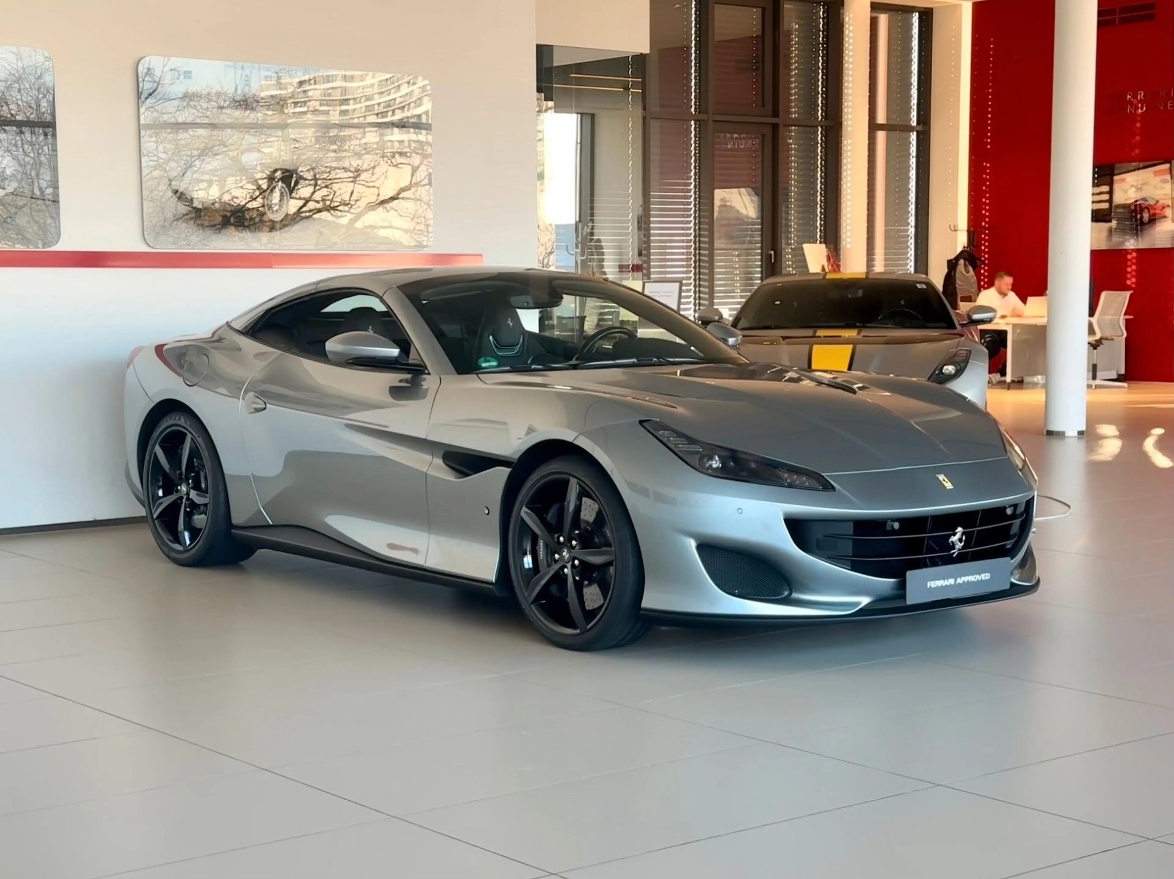 Ferrari Portofino ***Ferrari Frankfurt*** — photo 4