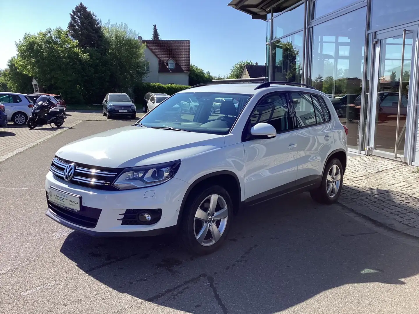 Volkswagen Tiguan /CLIMA/PLA Blanco - 1