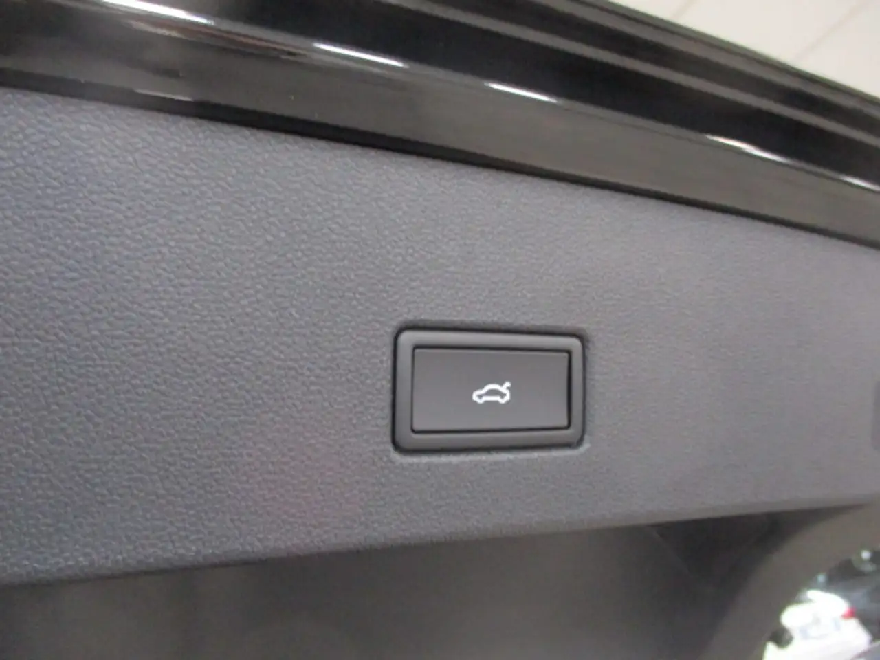 Volkswagen T-Roc T-Roc 2.0 tdi R-Line Plus 150cv dsg 14