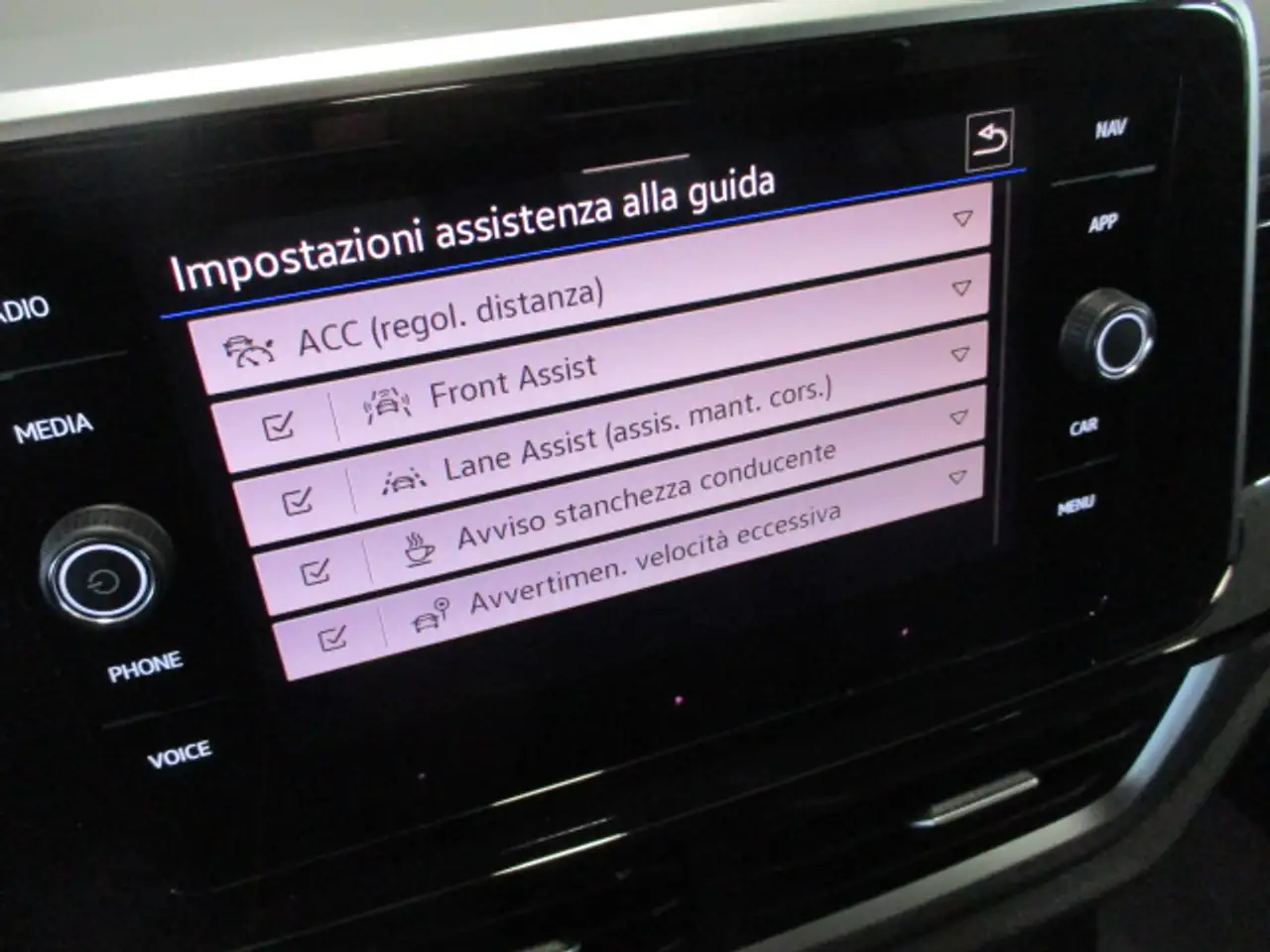 Volkswagen T-Roc T-Roc 2.0 tdi R-Line Plus 150cv dsg 17