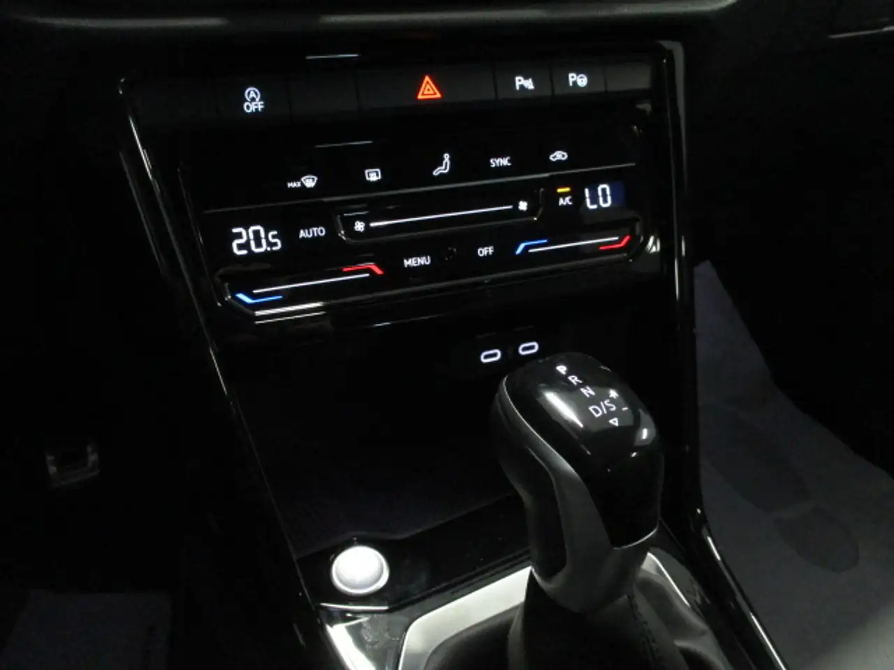 Volkswagen T-Roc T-Roc 2.0 tdi R-Line Plus 150cv dsg 21