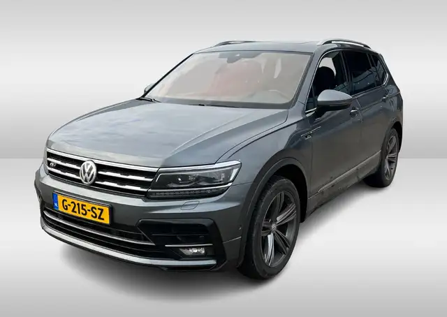 Volkswagen Tiguan Allspace 1.5 TSI Highline Business R 7p. / NL Auto! / 1e Ei