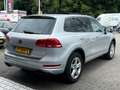 Volkswagen Touareg 3.0 TSI Hybrid Highline PANO/LEDER/PDC/APK 12-07-2 Grijs - thumbnail 12