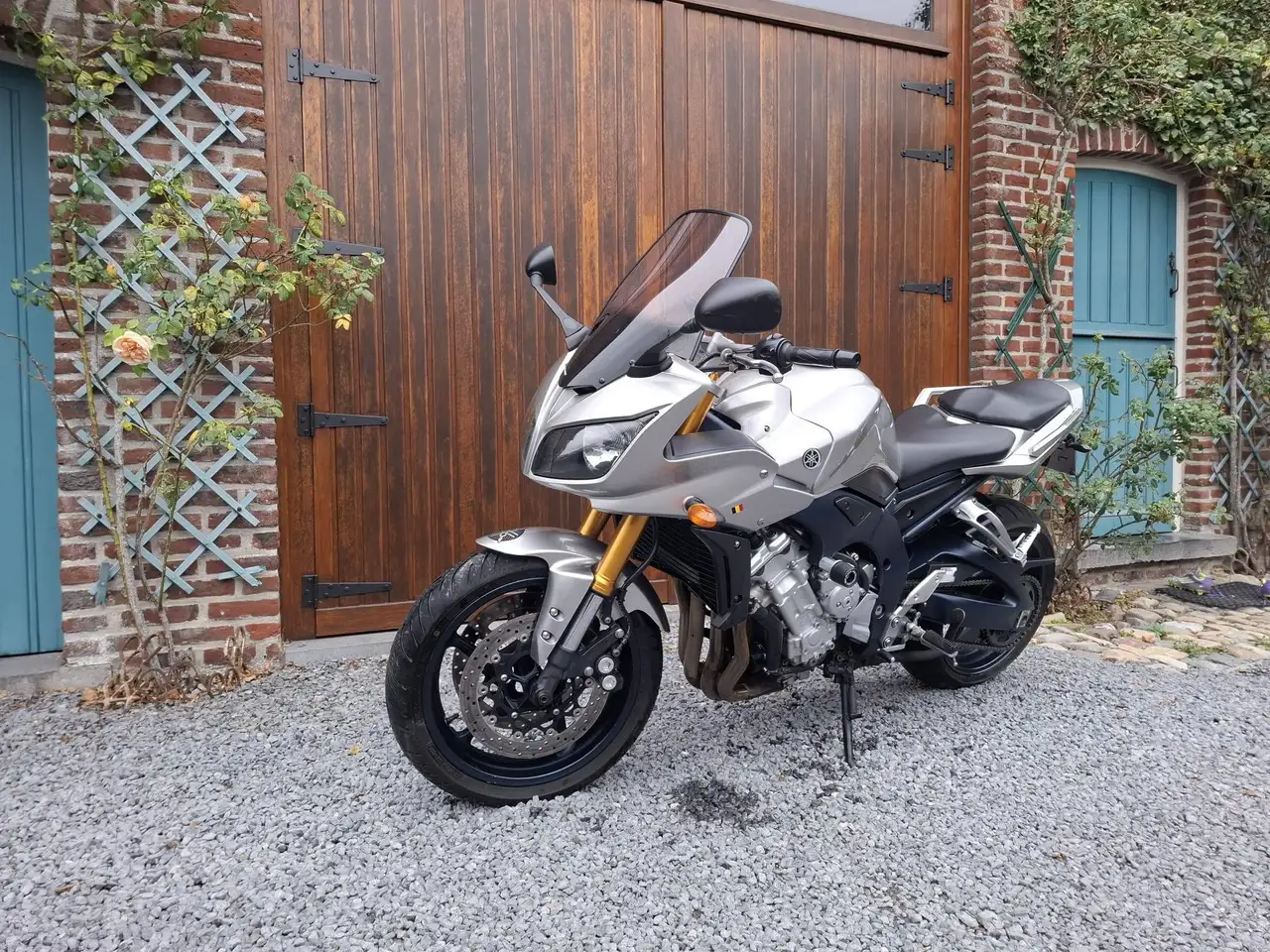 Yamaha FZ 1