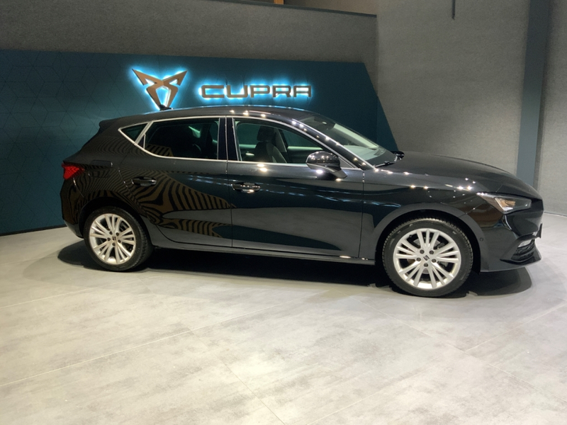 SEAT Leon Style Edition DSG+Kessy+VirtualCockpit+ — photo 2