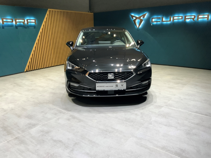 SEAT Leon Style Edition DSG+Kessy+VirtualCockpit+ — photo 4