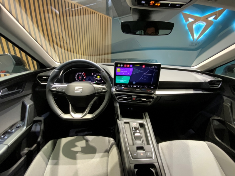 SEAT Leon Style Edition DSG+Kessy+VirtualCockpit+ — photo 14