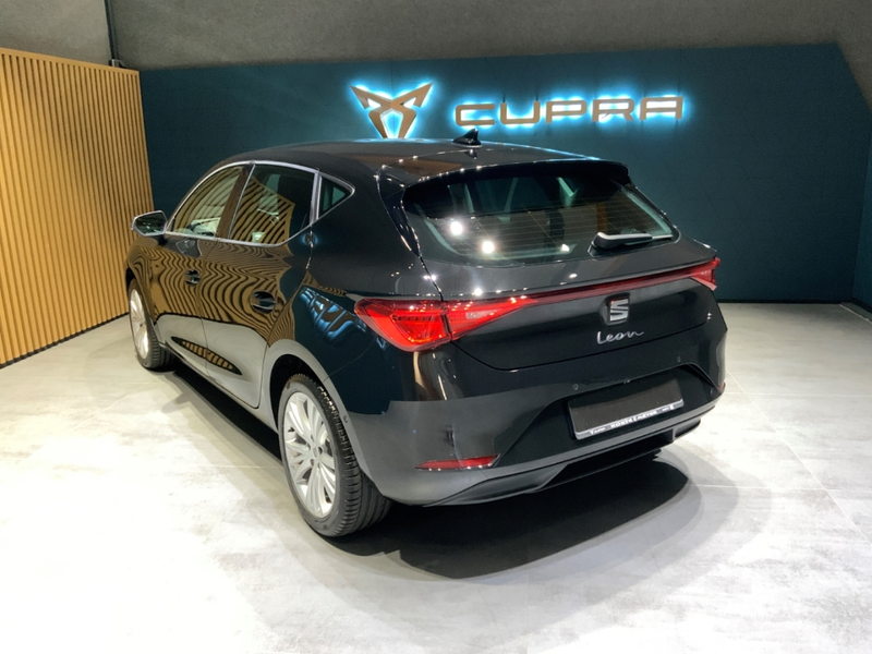 SEAT Leon Style Edition DSG+Kessy+VirtualCockpit+ — photo 7