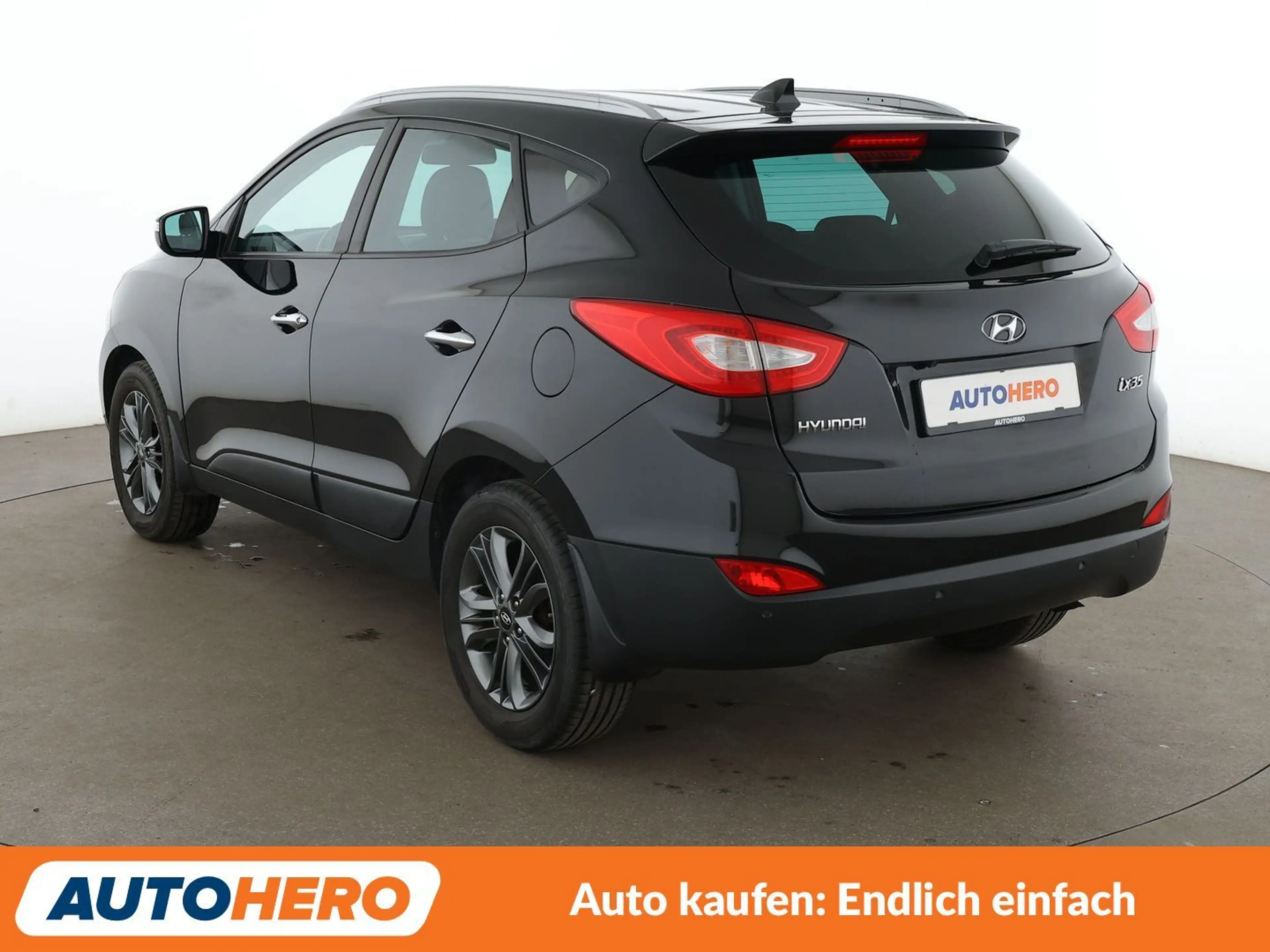 Hyundai iX35 1.6 Trend Blue 2WD*NAVI*PDC*SHZ*KLIMA*GARANTIE* — photo 4