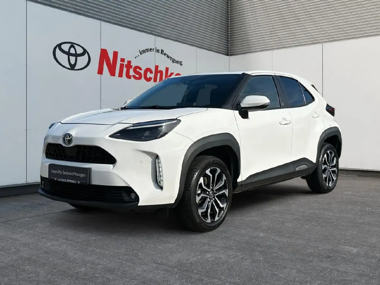 Toyota Yaris Cross Hybrid FWD Team Deutschland Weiß - 1
