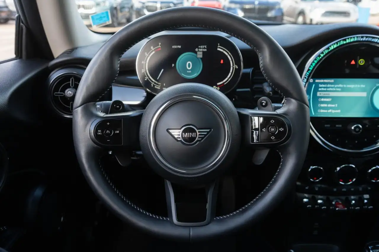 MINI 3 Door снимка MINI 3 Door