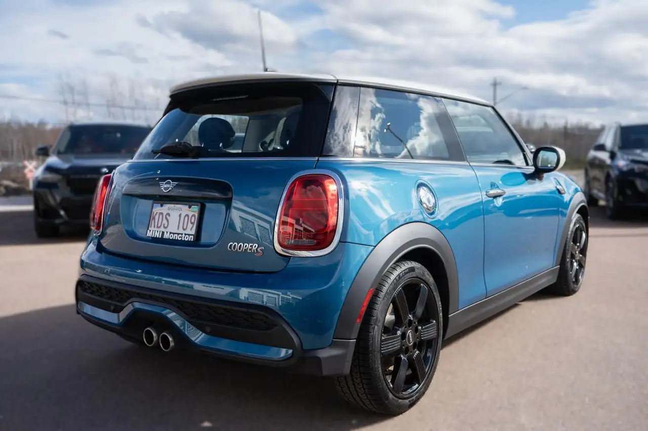 MINI 3 Door снимка MINI 3 Door