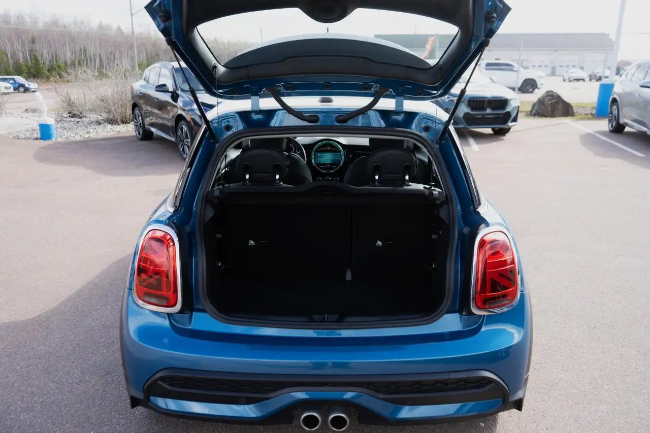 MINI 3 Door снимка MINI 3 Door