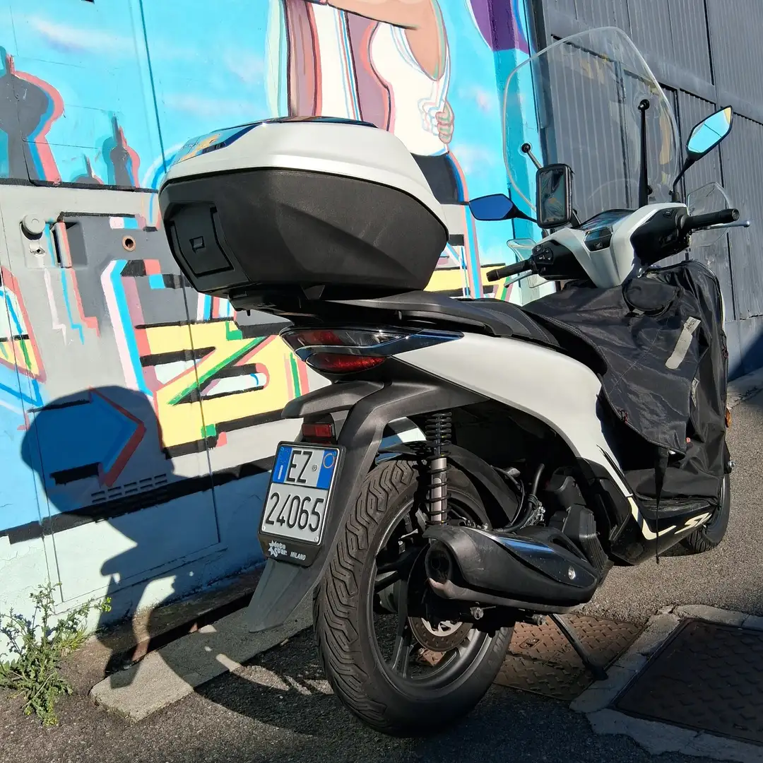 Honda SH 150i sport abs 150 Alb - 2