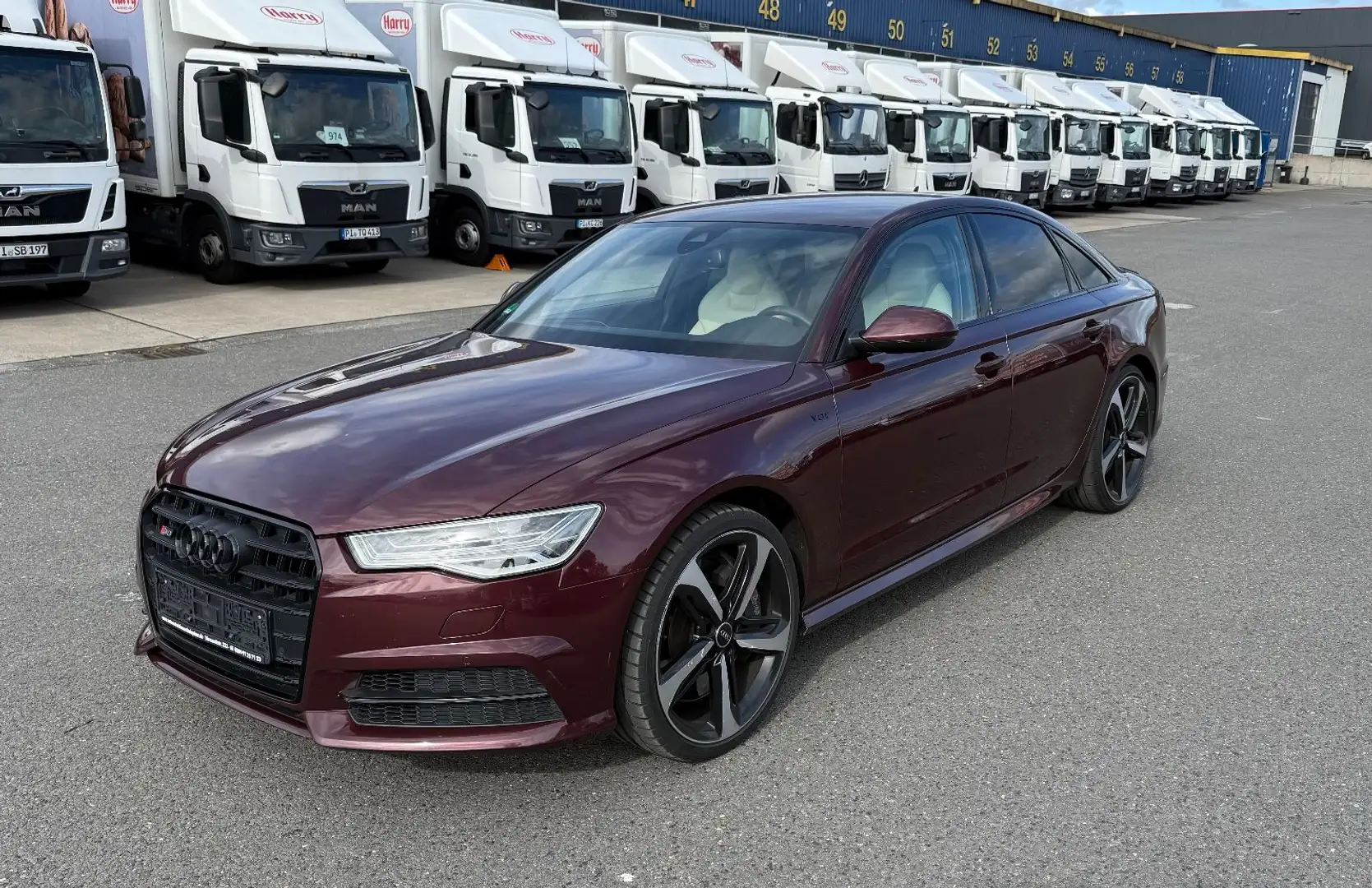 Audi S6 Lim. 4.0 TFSI quattro Rot - 1