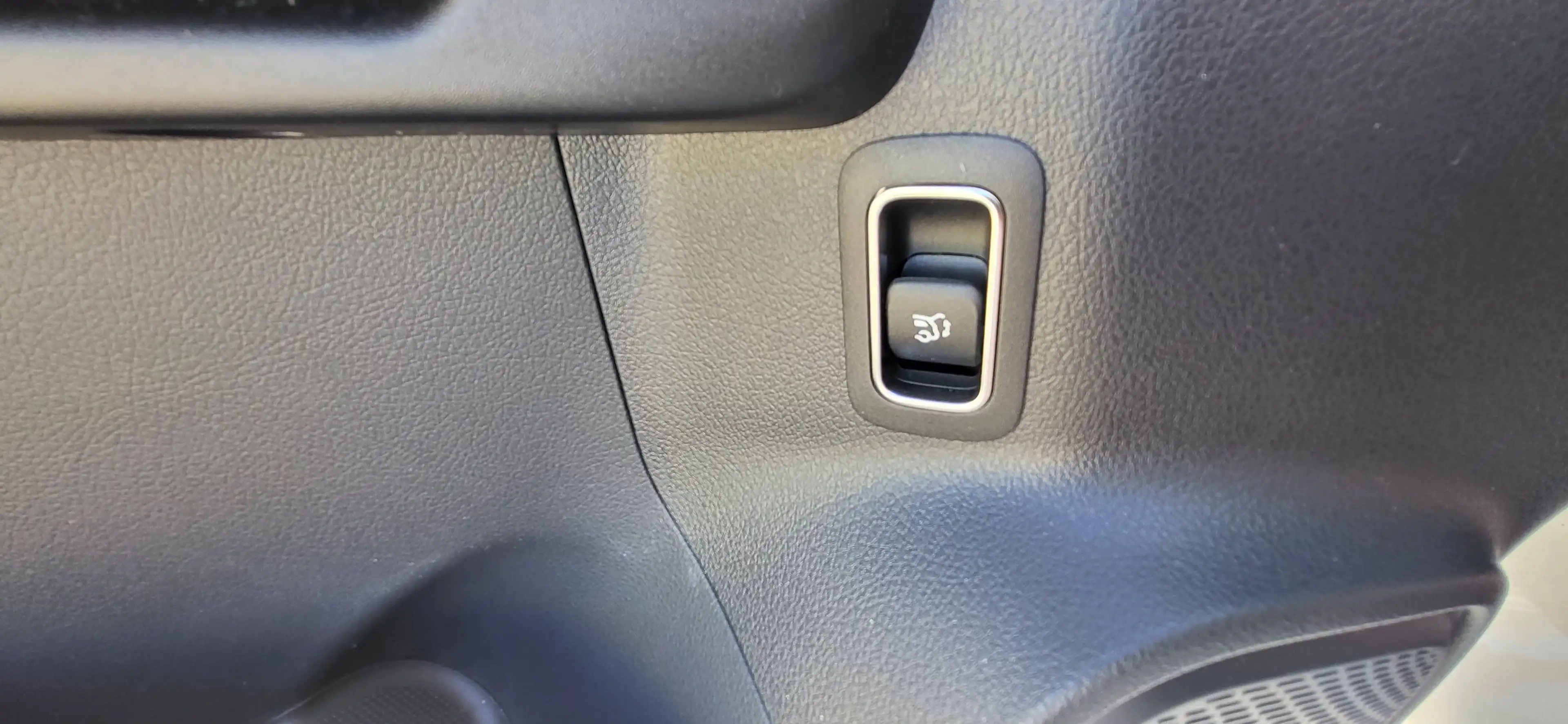Mercedes-Benz B 200 B 200 (247.087) — photo 20