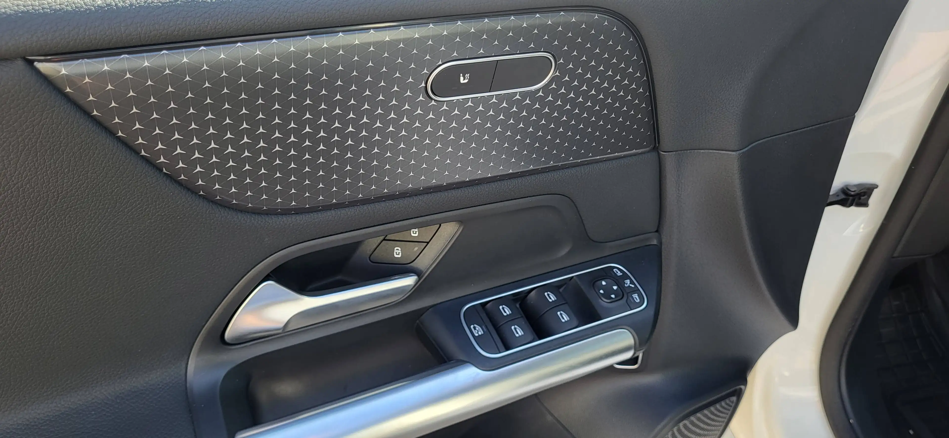 Mercedes-Benz B 200 B 200 (247.087) — photo 8