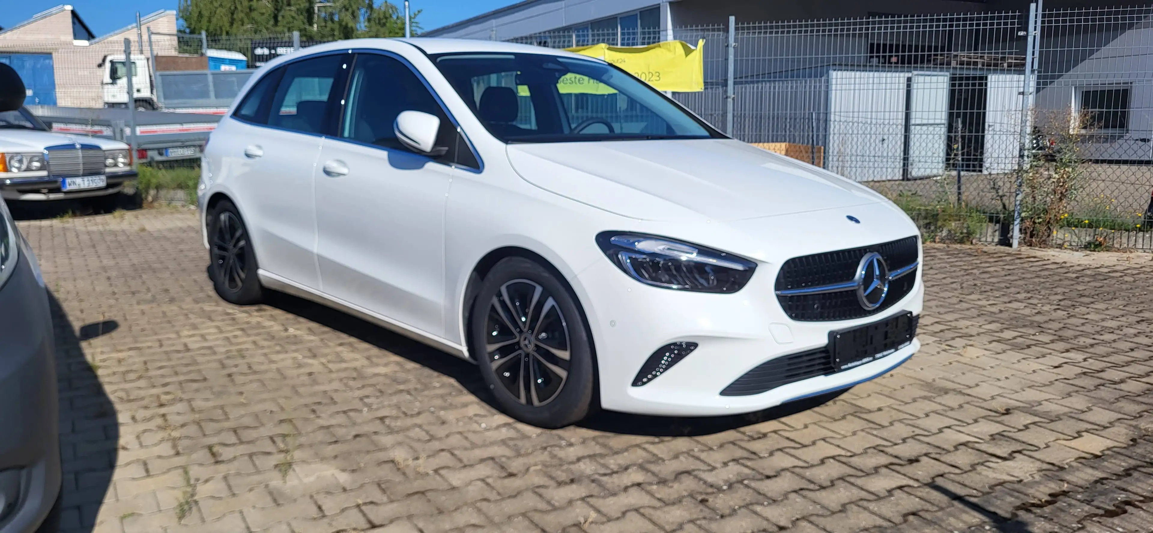 Mercedes-Benz B 200 B 200 (247.087) — photo 2