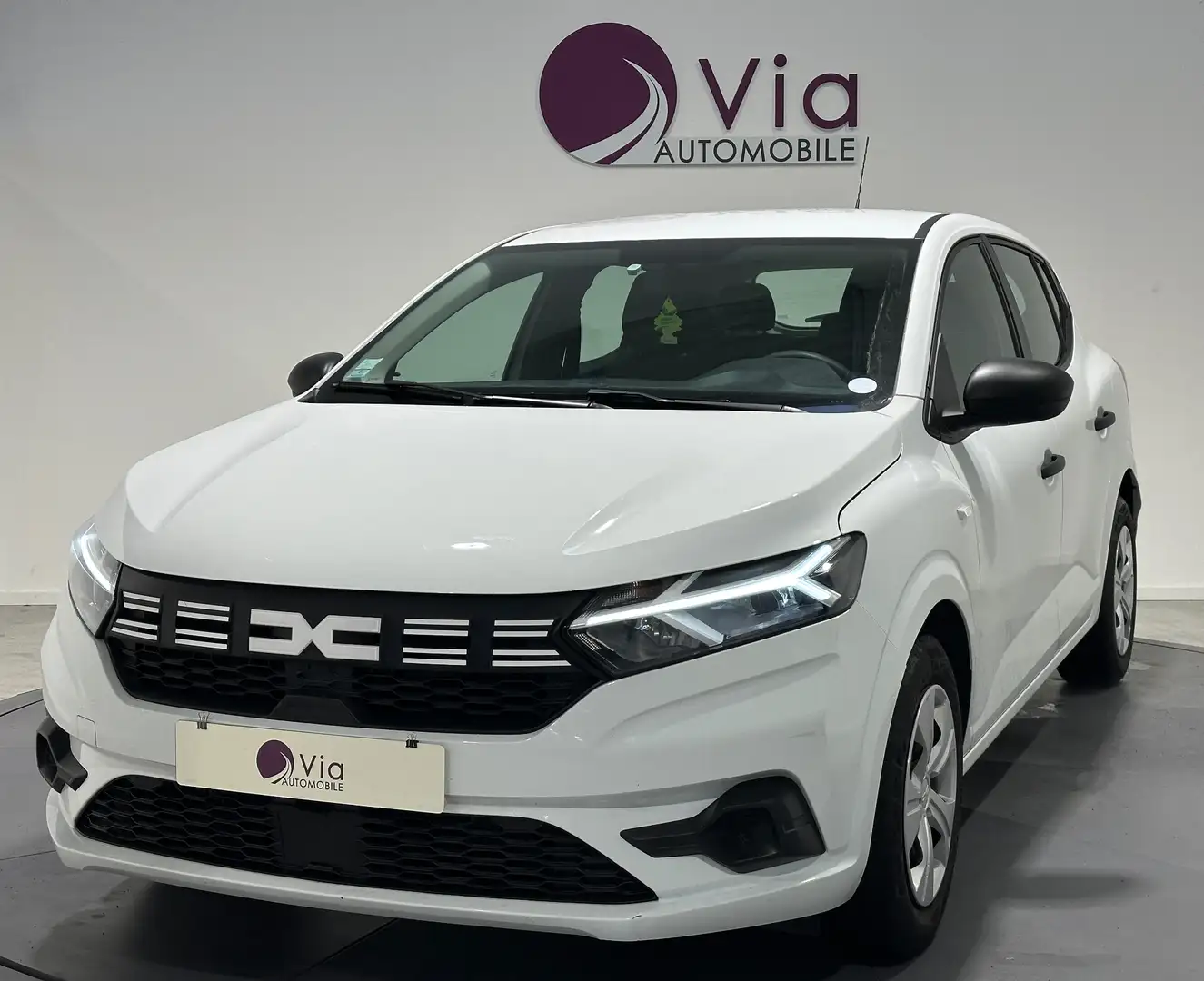 Dacia Sandero TCe 90 Essential Blanc - 1