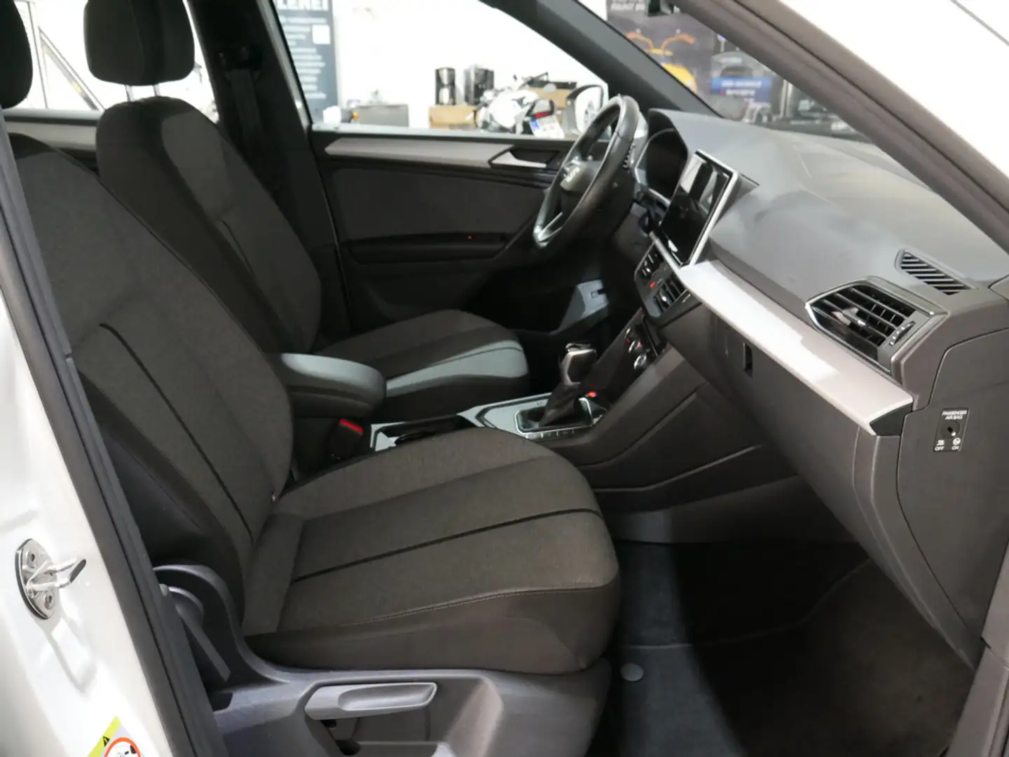 SEAT Tarraco 2.0 TDI Style DSG BEATS SHZ NAVI LED White - 2
