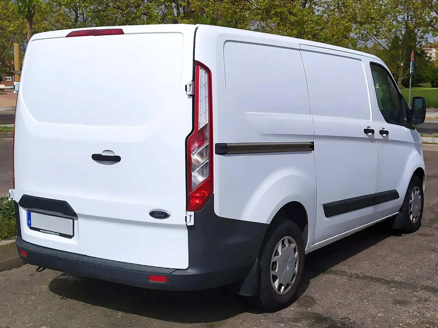 Ford Transit Custom L1H1 125 CV Trend Blanco - 2