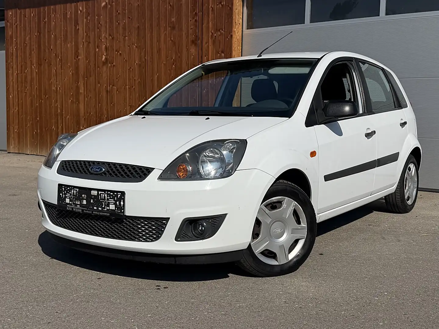 Ford Fiesta 1.4  Pickerl bis 03/2027 Weiß - 1