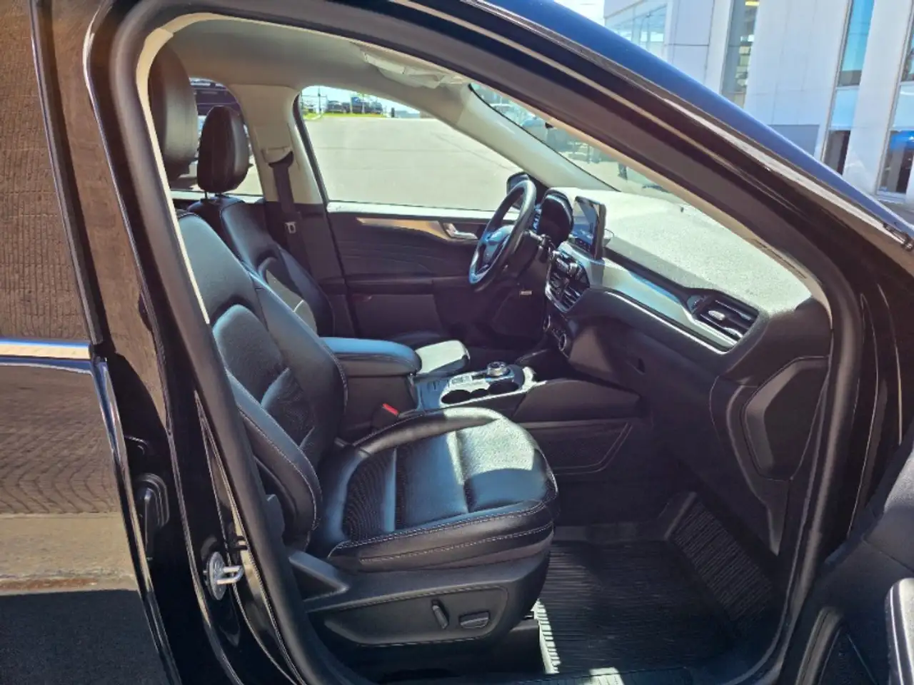Ford Escape снимка Ford Escape