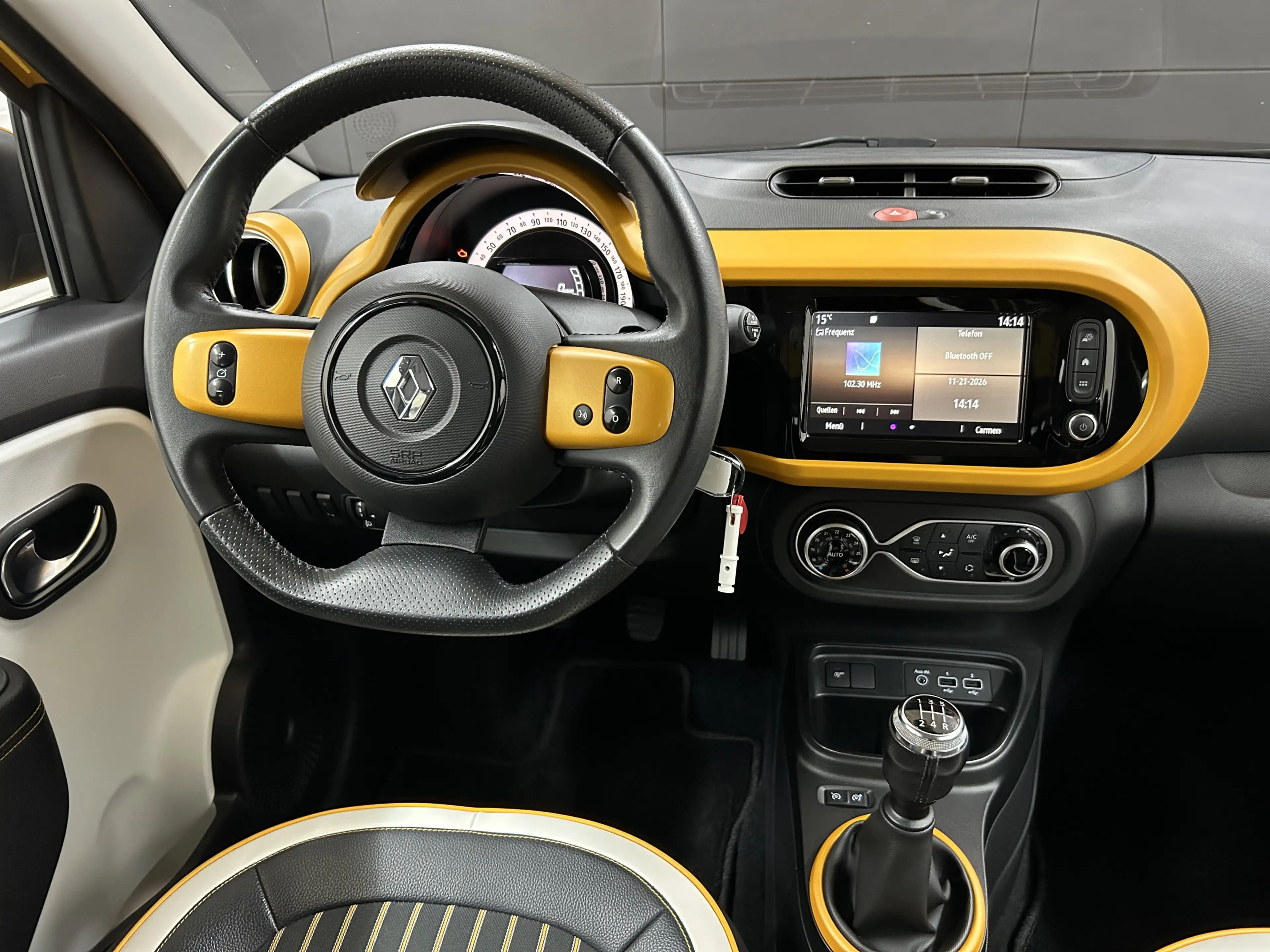 Renault Twingo Intens+DAB+Bluetooth+Tempomat+Klima+Touch — photo 11
