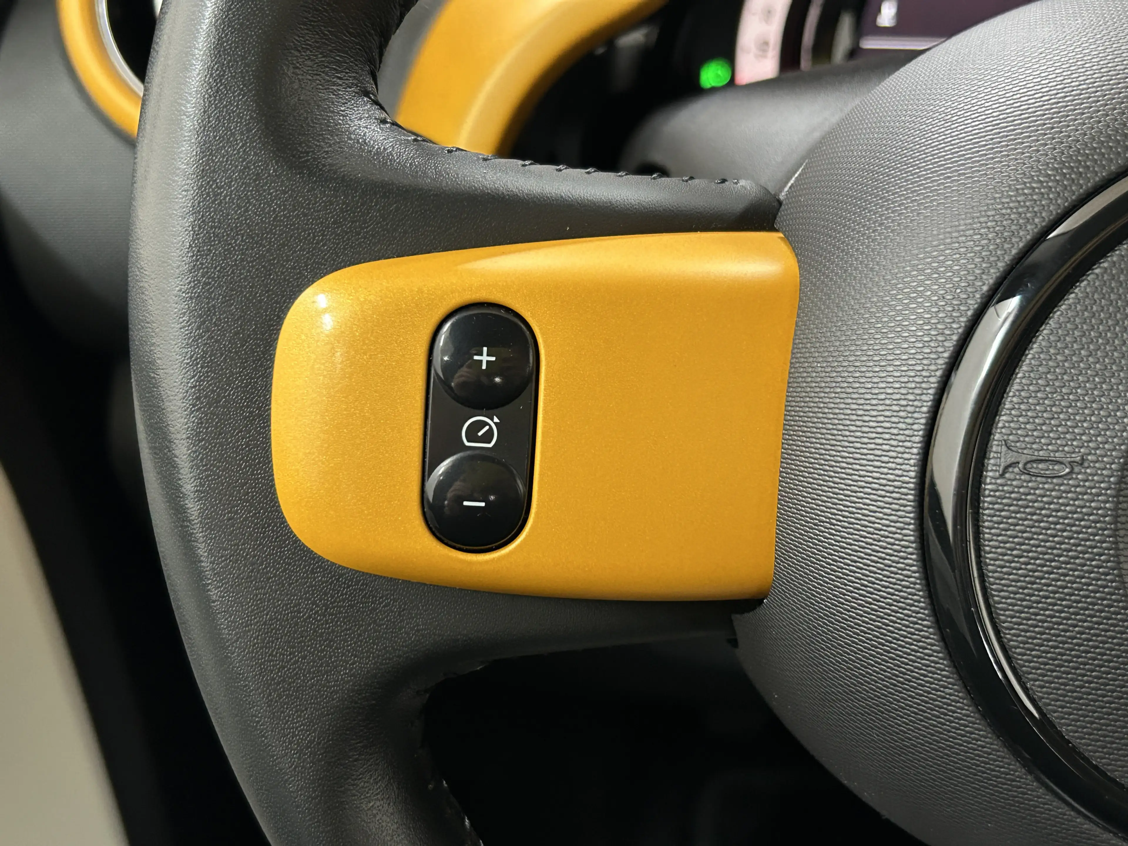 Renault Twingo Intens+DAB+Bluetooth+Tempomat+Klima+Touch — photo 14