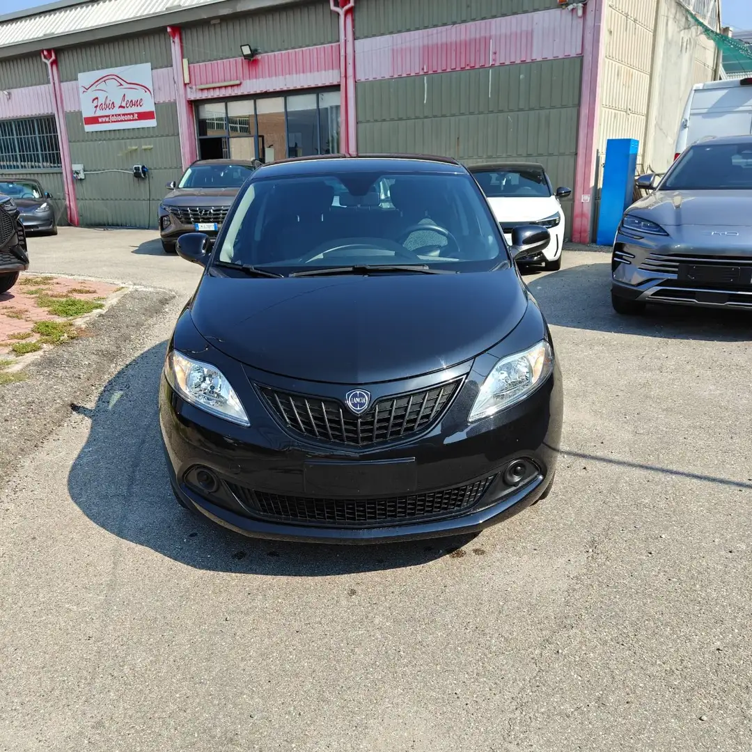 Lancia Y Ypsilon 1.0 firefly hybrid Silver s&s 70cv - 2