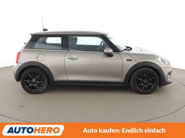 Mini Hatch view 7