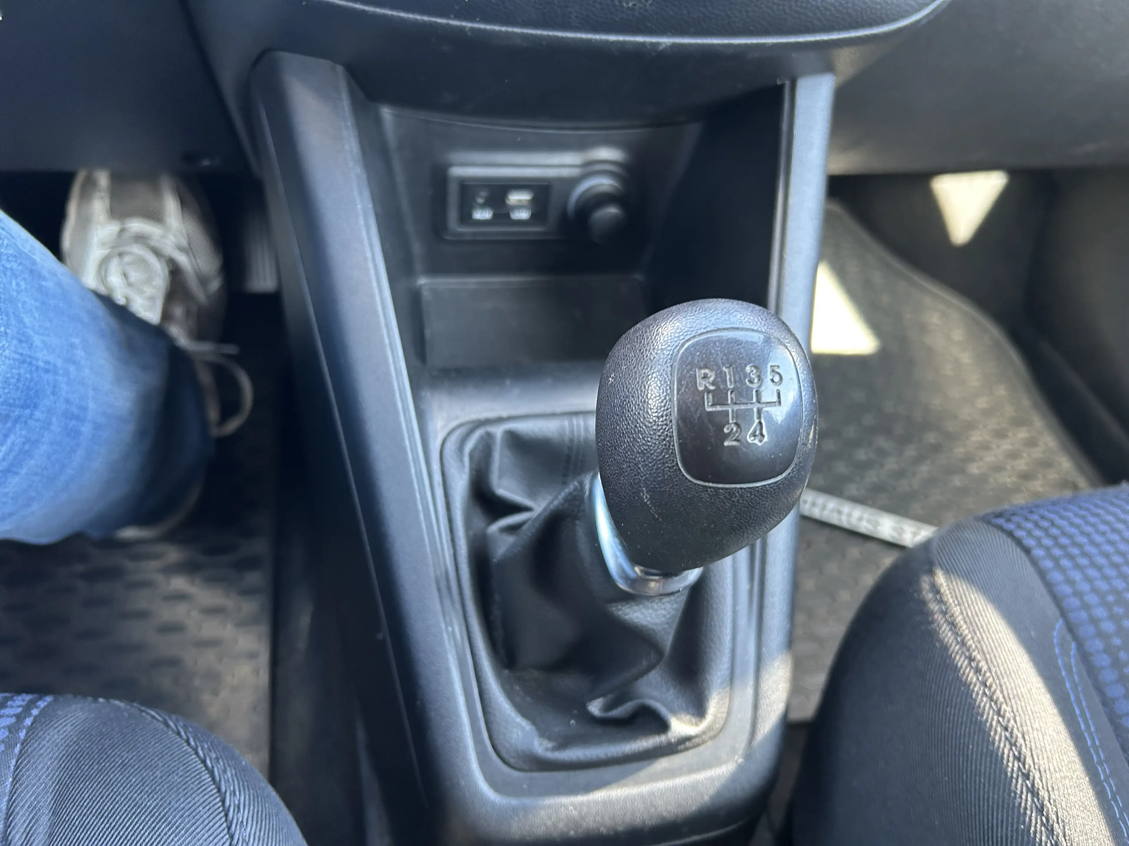 Hyundai iX20 1.4i Fun ISG 5 PORTES AIRCO GARANTIE 12 MOIS — photo 11