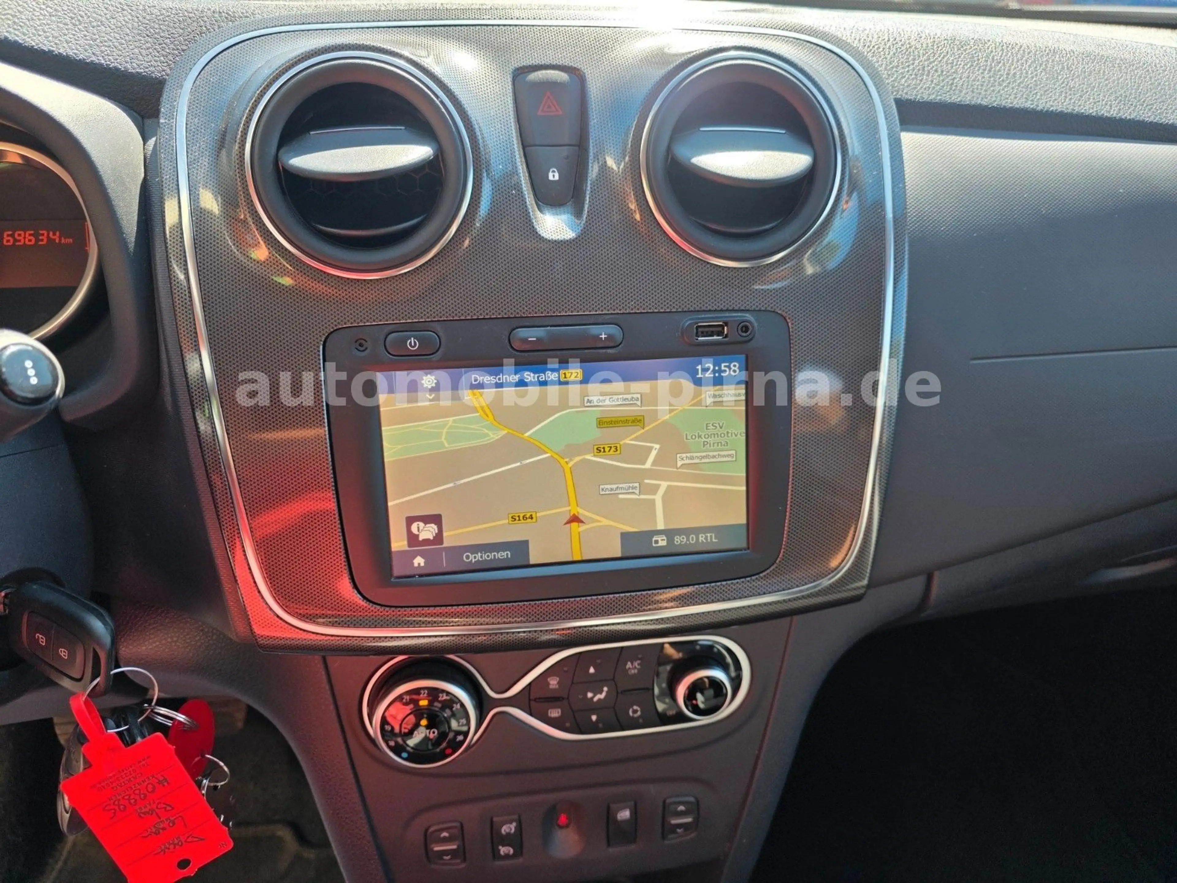 Dacia Logan MCV II Stepway TCe90 1HD+NAVI/CAM/STANDHZG — photo 13