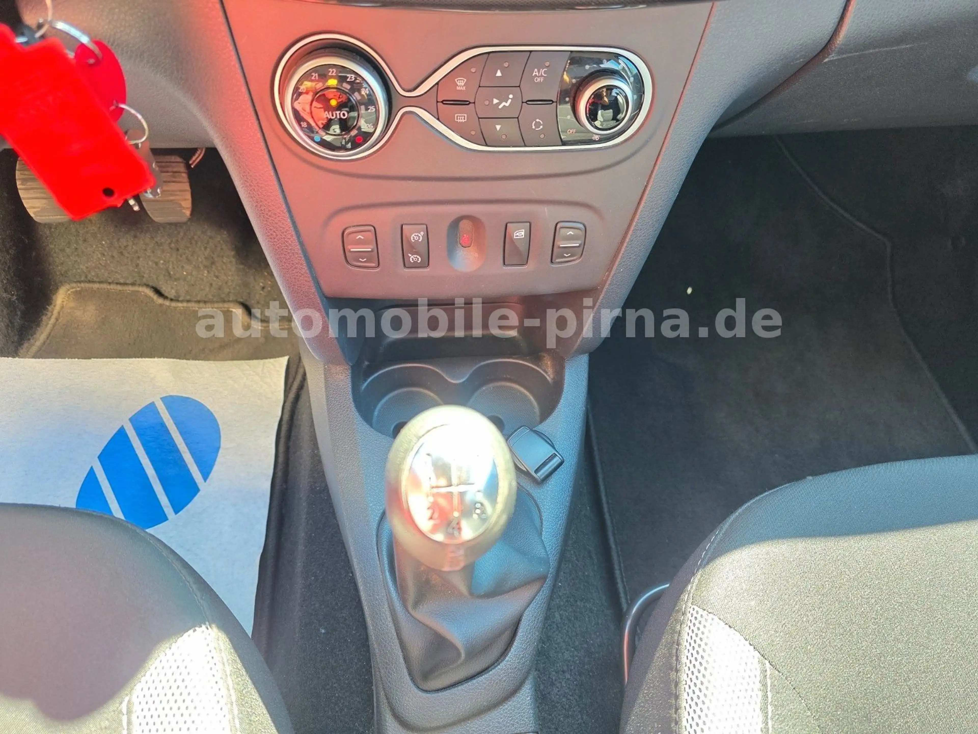 Dacia Logan MCV II Stepway TCe90 1HD+NAVI/CAM/STANDHZG — photo 12