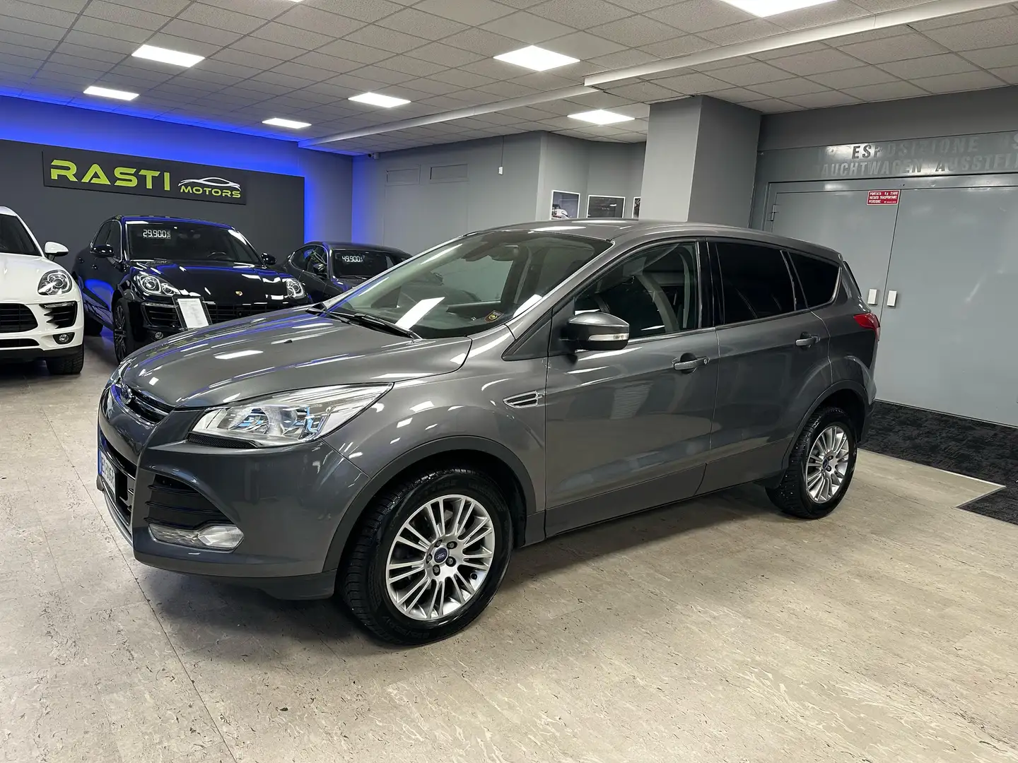 Ford Kuga Kuga 2.0 tdci Titanium 4wd 140cv Grau - 1