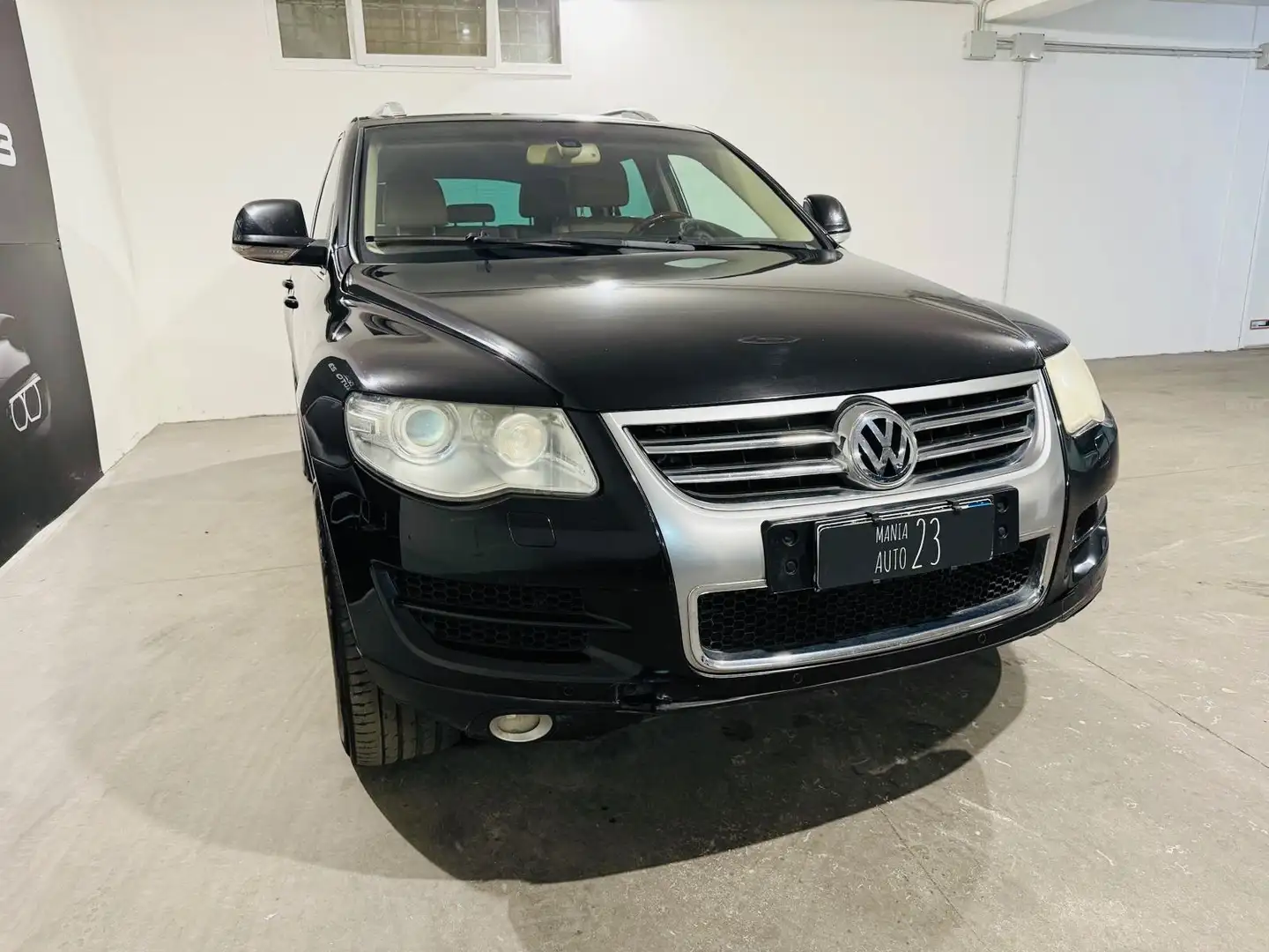 Volkswagen Touareg Touareg 2009 2.5 tdi R5 Exclusive tiptronic dpf FL Noir - 2