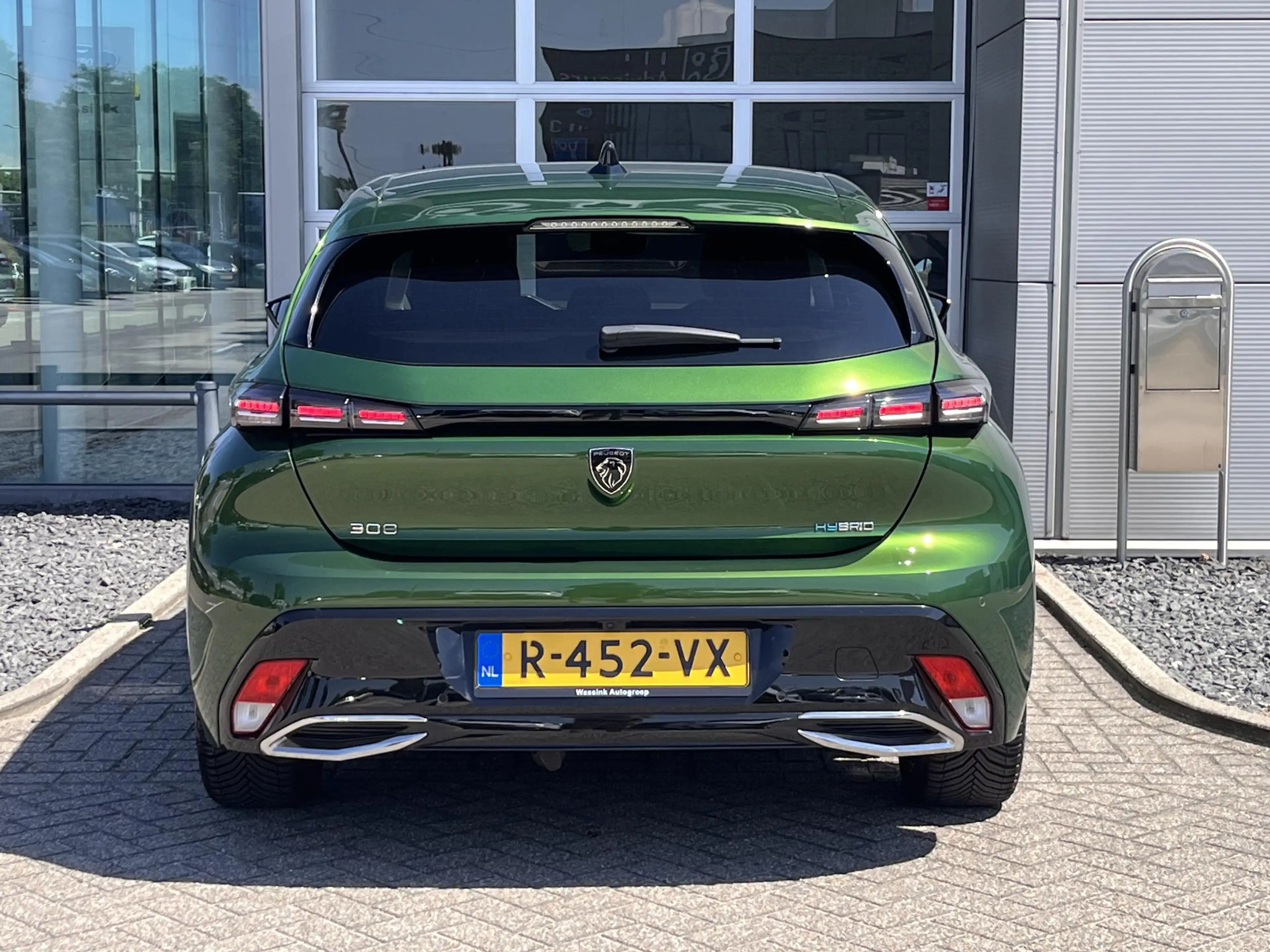 Peugeot 308 1.6 HYbrid 180 Allure Pack Business Plug in Hybrid — photo 5